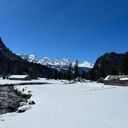 Chaeserruggblick Unterwasser